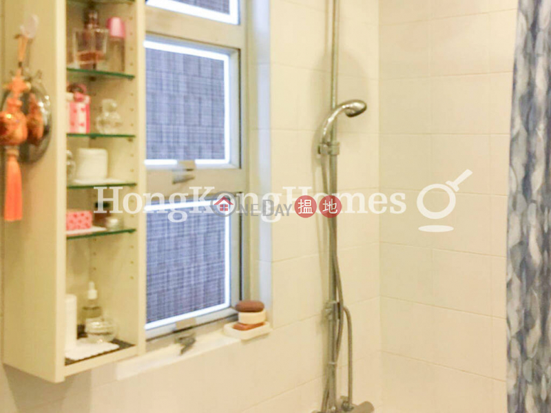 Property Search Hong Kong | OneDay | Residential Rental Listings, 3 Bedroom Family Unit for Rent at H & S Building