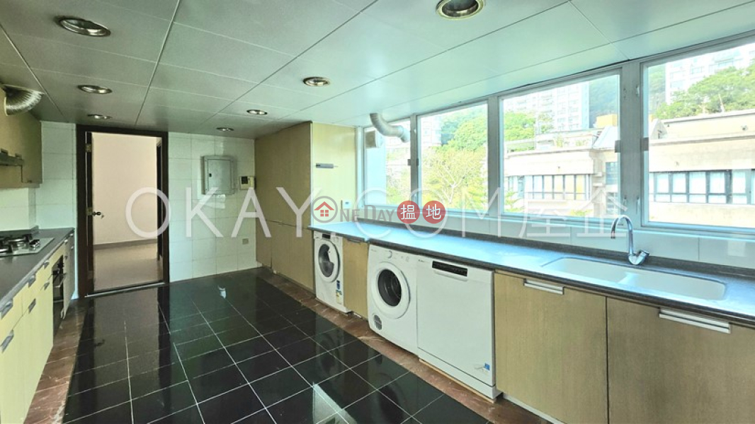 HK$ 71,300/ month Phase 3 Villa Cecil | Western District Rare 3 bedroom on high floor with rooftop & balcony | Rental