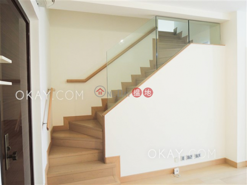 Nicely kept 1 bedroom with balcony | Rental | Marinella Tower 9 深灣 9座 Rental Listings