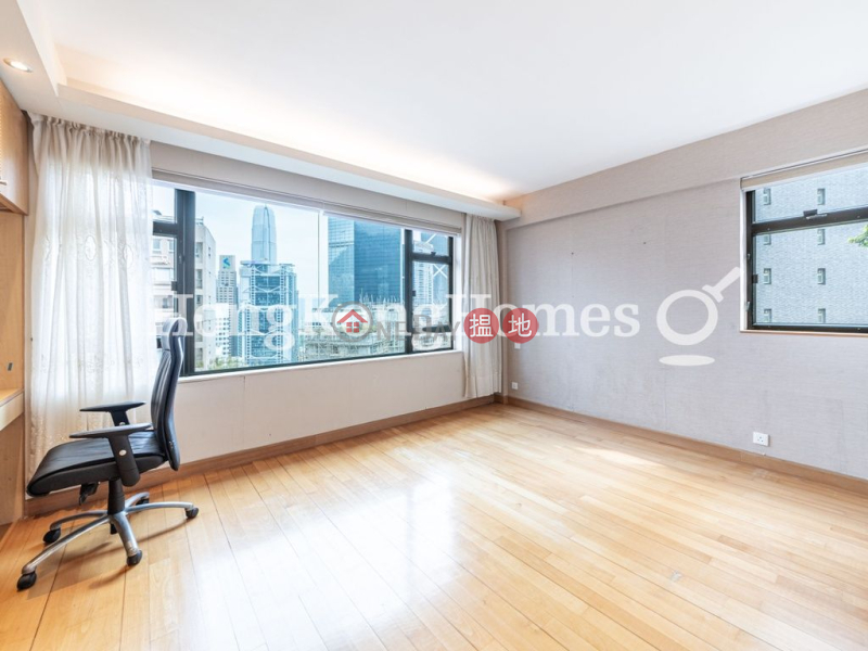 HK$ 70,000/ 月碧雲樓-中區碧雲樓三房兩廳單位出租