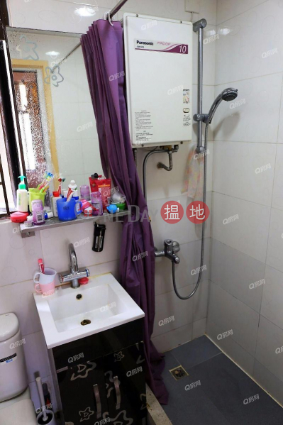 Property Search Hong Kong | OneDay | Residential Rental Listings Ho Shun Yee Building Block A | 2 bedroom Low Floor Flat for Rent
