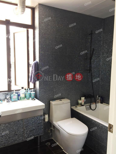 79-81 Blue Pool Road | 3 bedroom Mid Floor Flat for Rent, 79-81 Blue Pool Road | Wan Chai District Hong Kong | Rental | HK$ 79,000/ month