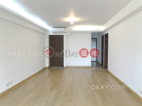 Nicely kept 3 bed on high floor with balcony & parking | Rental | Dianthus Court 石竹閣 _0