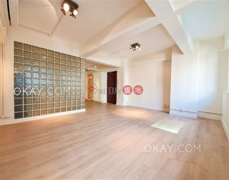 Property Search Hong Kong | OneDay | Residential, Rental Listings | Luxurious 1 bedroom in Central | Rental