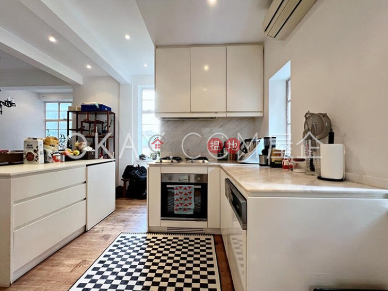 Property Search Hong Kong | OneDay | Residential, Rental Listings, Nicely kept 2 bedroom in Mid-levels West | Rental