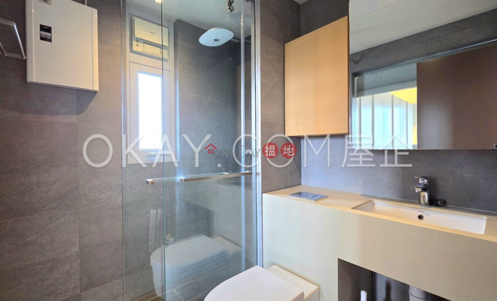Elegant penthouse with rooftop & parking | Rental | Sunlight Court 新麗閣 Rental Listings