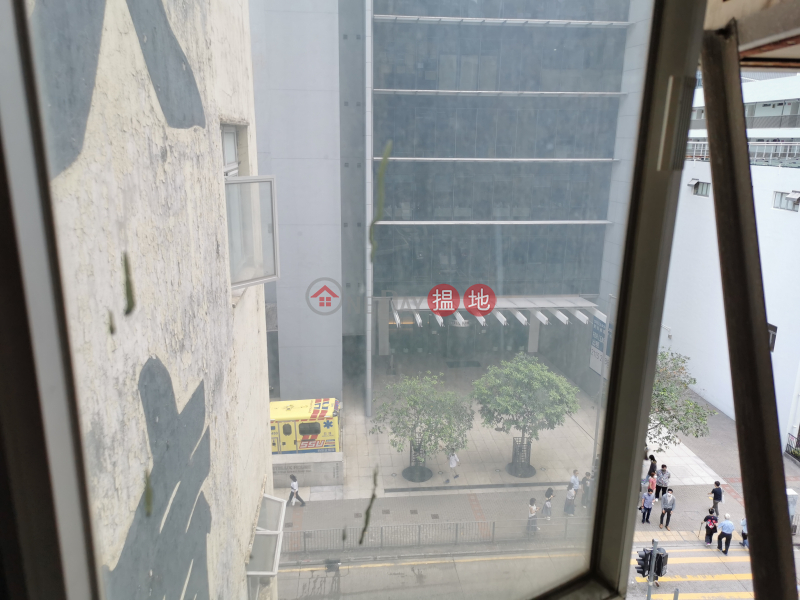 香港搵樓|租樓|二手盤|買樓| 搵地 | 工業大廈出租樓盤單邊多窗，全新裝修