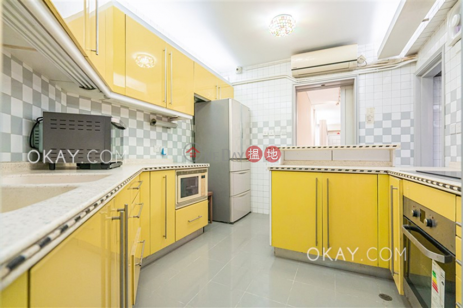 Property Search Hong Kong | OneDay | Residential, Sales Listings Luxurious 3 bedroom in Kowloon Tong | For Sale