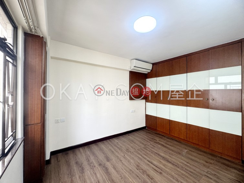 HK$ 23M, Block 1 Phoenix Court Wan Chai District, Efficient 3 bedroom on high floor with balcony | For Sale