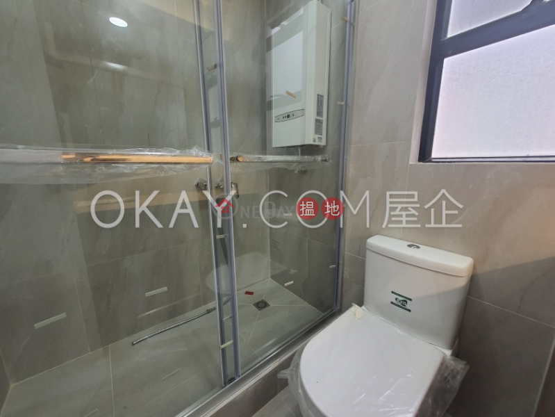 Efficient 3 bedroom on high floor with parking | For Sale | Scenic Heights 富景花園 Sales Listings