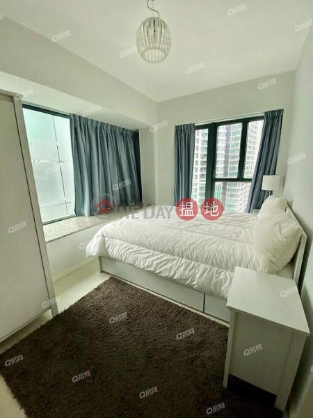 Property Search Hong Kong | OneDay | Residential Rental Listings | Mont Vert Phase 2 Tower 1 | 3 bedroom High Floor Flat for Rent