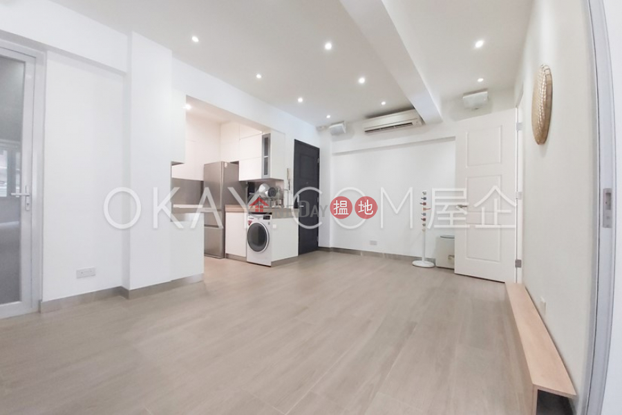 Lovely 2 bedroom with terrace | For Sale, 30-32 Yik Yam Street 奕蔭街30-32 號 Sales Listings | Wan Chai District (OKAY-S383024)