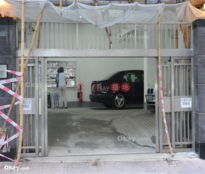 Stylish 2 bedroom on high floor with rooftop & parking | Rental | 11 Village Road | Wan Chai District | Hong Kong, Rental | HK$ 42,000/ month