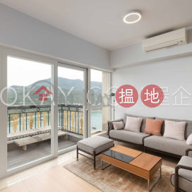 Elegant 2 bedroom with sea views & balcony | For Sale