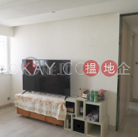 Lovely 2 bedroom on high floor with parking | For Sale