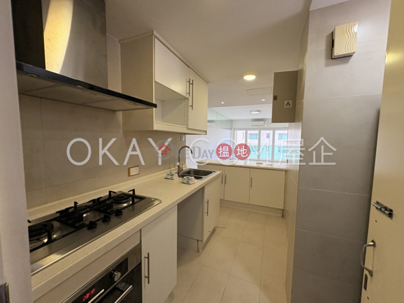 HK$ 15.8M King\'s Garden | Western District, Elegant 3 bedroom with balcony | For Sale