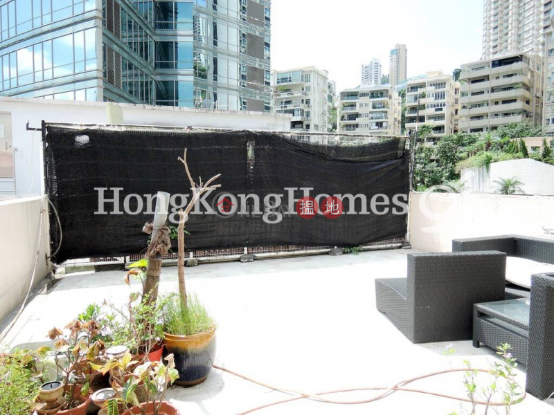 2 Bedroom Unit for Rent at 65 - 73 Macdonnell Road Mackenny Court 65-73 Kennedy Road | Central District, Hong Kong, Rental HK$ 23,000/ month