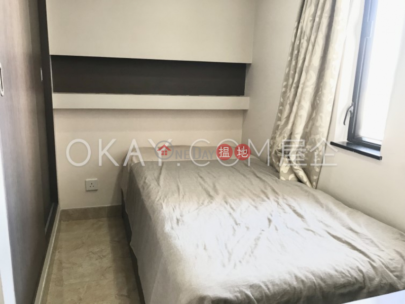 HK$ 25,000/ month | Honor Villa, Central District Lovely 2 bedroom on high floor | Rental