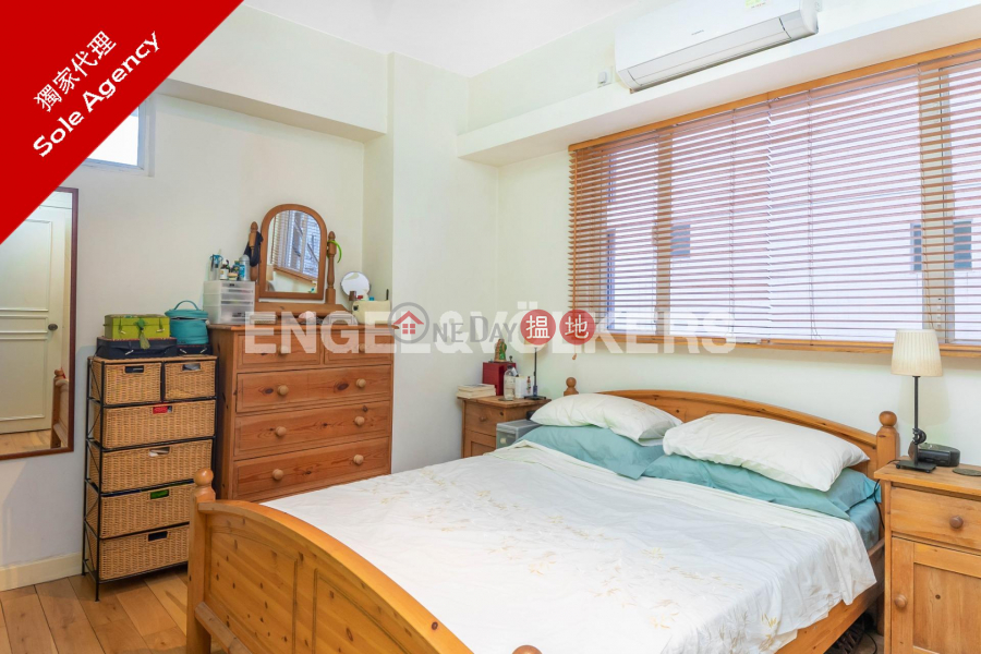 Property Search Hong Kong | OneDay | Residential Sales Listings, 3 Bedroom Family Flat for Sale in Mid Levels West