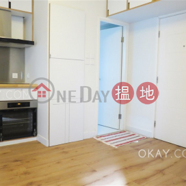 Rare 1 bedroom with terrace | For Sale, Windsor Court 衛城閣 | Western District (OKAY-S17748)_0