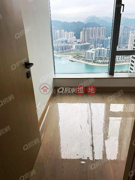 Property Search Hong Kong | OneDay | Residential Sales Listings Malibu Phase 5A Lohas Park | 3 bedroom High Floor Flat for Sale