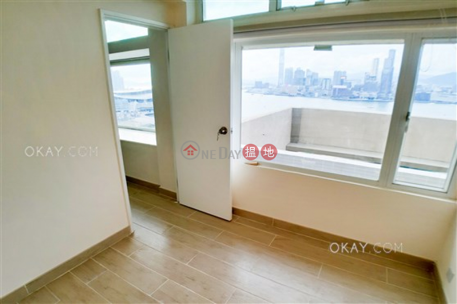 HK$ 42,000/ month, Elizabeth House Block A Wan Chai District | Luxurious 2 bedroom on high floor with sea views | Rental