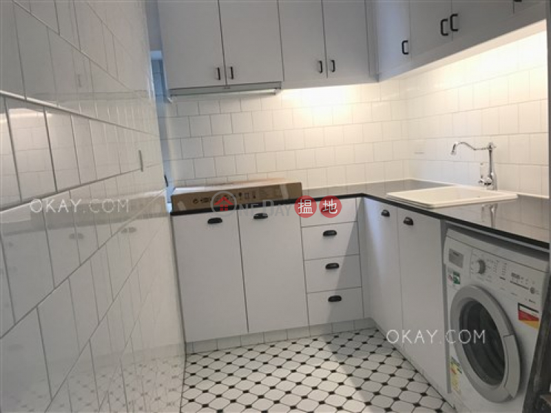 Property Search Hong Kong | OneDay | Residential, Rental Listings Elegant 2 bedroom with racecourse views & balcony | Rental
