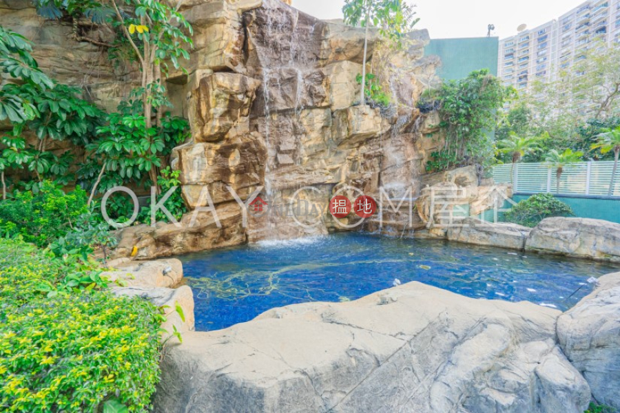 Exquisite 4 bed on high floor with harbour views | Rental | The Summit 御峰 Rental Listings
