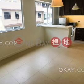 Generous 1 bedroom on high floor with rooftop | Rental | 45-47 Sai Street 西街45-47號 _0