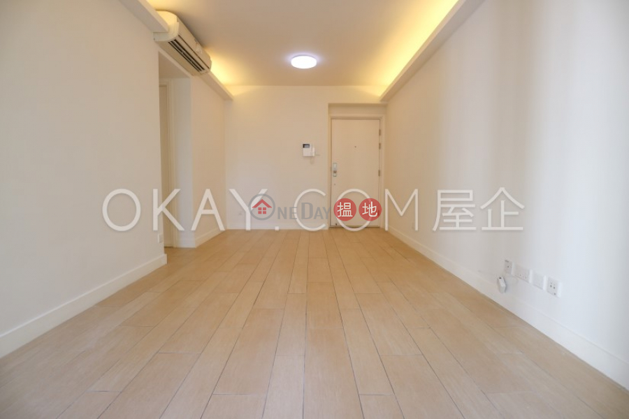 Cozy 2 bedroom with balcony | Rental, Po Wah Court 寶華閣 Rental Listings | Wan Chai District (OKAY-R323524)