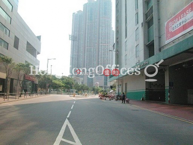 HK$ 19,752/ month | Eight Commercial Tower, Chai Wan District Industrial,office Unit for Rent at Eight Commercial Tower