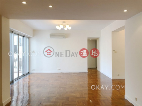 Nicely kept 3 bedroom with balcony & parking | Rental | BEACON HILL COURT 龍景樓 _0