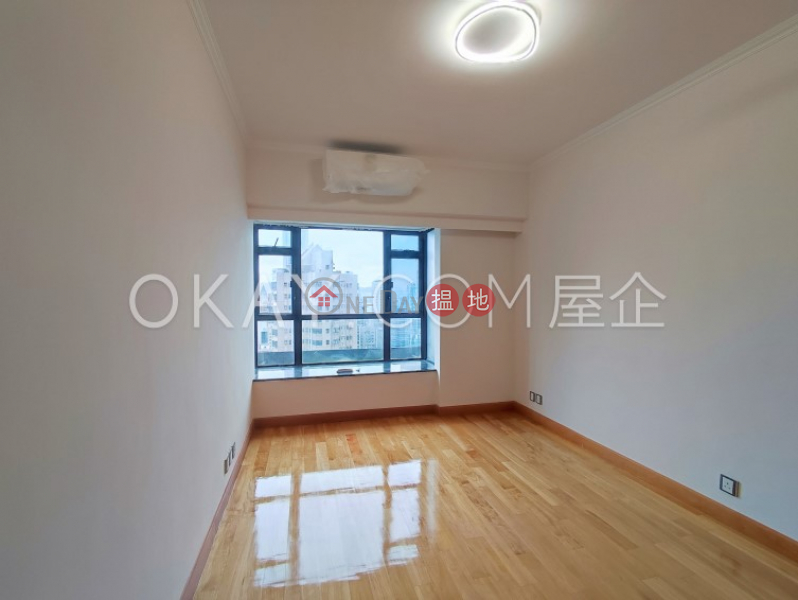Unique 3 bedroom with harbour views & balcony | Rental | The Grand Panorama 嘉兆臺 Rental Listings
