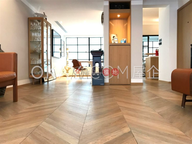 Popular 2 bedroom in Sheung Wan | For Sale | 44-46 Sai Street 西街44-46號 Sales Listings
