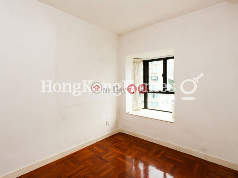 HK$ 31,000/ month, Royal Court, Wan Chai District 3 Bedroom Family Unit for Rent at Royal Court