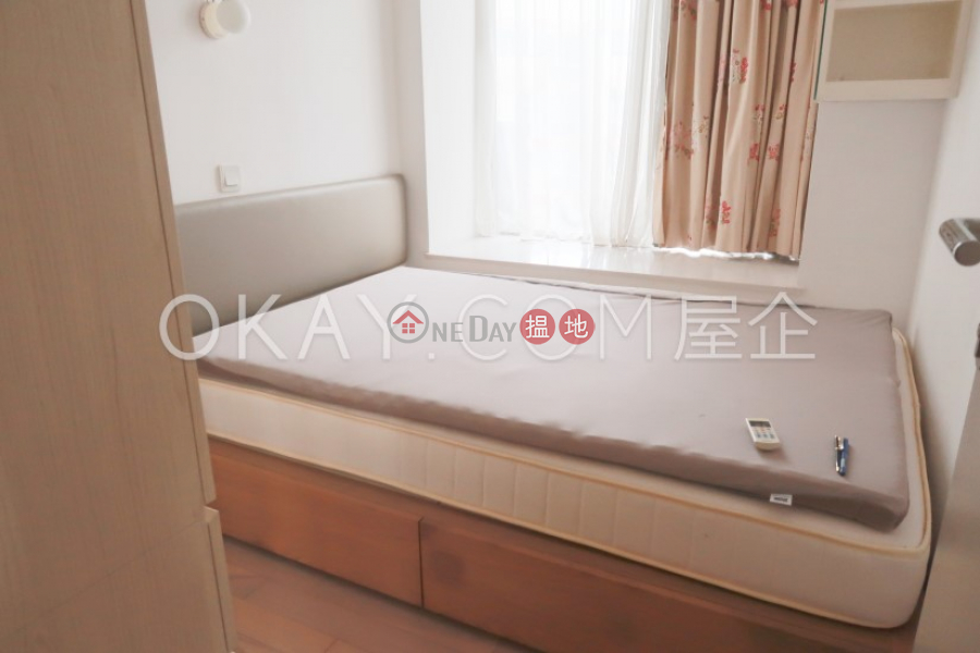 Nicely kept 2 bedroom with balcony | For Sale | The Oakhill 萃峯 Sales Listings