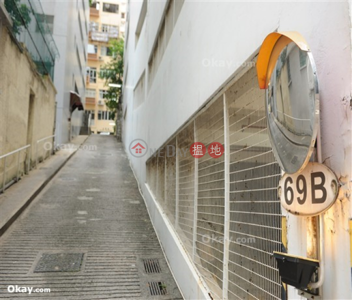 香港搵樓|租樓|二手盤|買樓| 搵地 | 住宅|出售樓盤-3房2廁,極高層,連車位,露台文麗苑出售單位