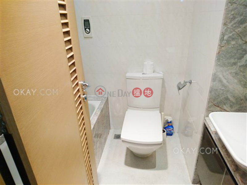 HK$ 1,300萬-傲翔灣畔-西區2房1廁,極高層,海景,星級會所傲翔灣畔出售單位