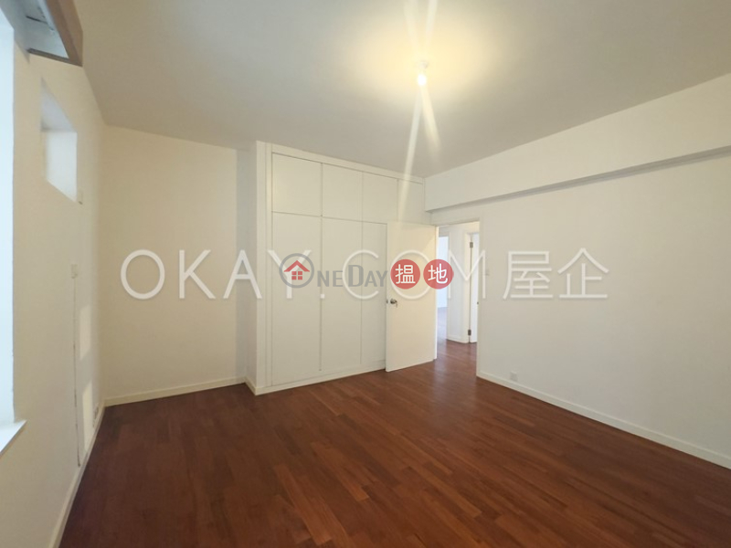 Beautiful 3 bed on high floor with balcony & parking | Rental | Fairmont Gardens 翠錦園 Rental Listings