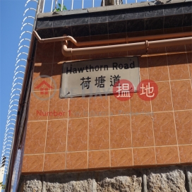 3 Bedroom Family Unit for Rent at Waiga Mansion | Waiga Mansion 維基樓 _0