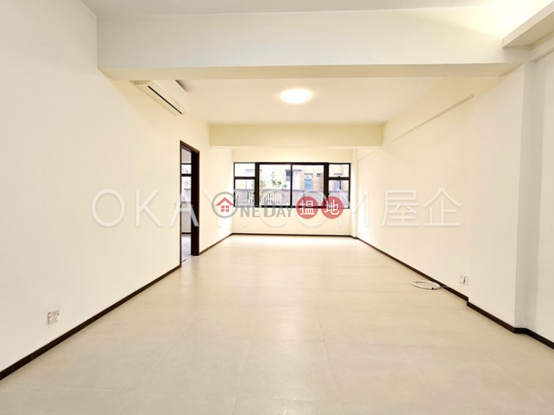 Elegant 3 bedroom in Tai Hang | Rental, Green Village No. 8A-8D Wang Fung Terrace Green Village No. 8A-8D Wang Fung Terrace Rental Listings | Wan Chai District (OKAY-R736208)