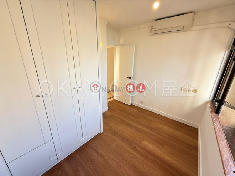 Tasteful 4 bedroom with parking | Rental, Pokfulam Gardens Block 4 薄扶林花園 4座 Rental Listings | Western District (OKAY-R795907)