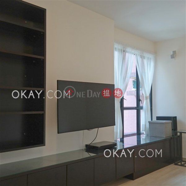 Lovely 2 bedroom in Mid-levels West | Rental | Scenic Rise 御景臺 Rental Listings