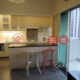 3房2廁,極高層,連車位,露台山村大廈出租單位 | 山村大廈 Village Tower _0
