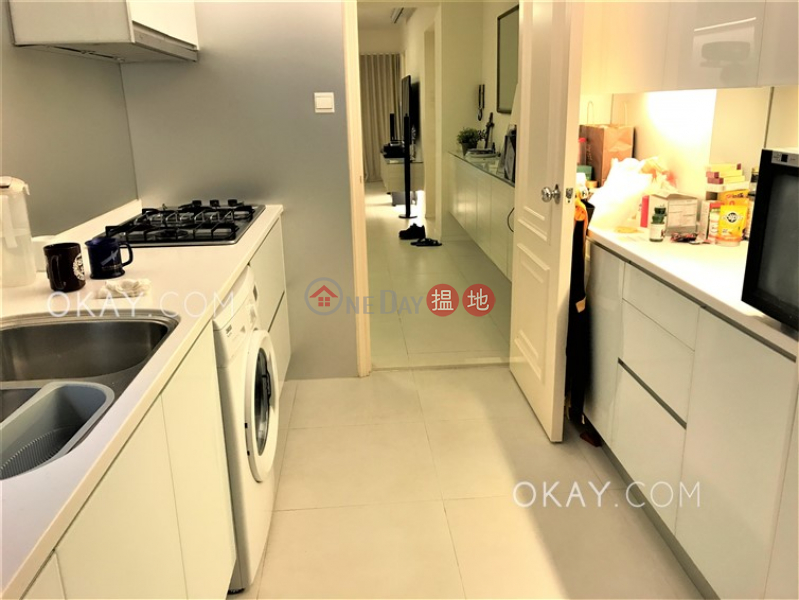 Popular 4 bedroom with balcony | For Sale | Dragon View 金龍閣 Sales Listings