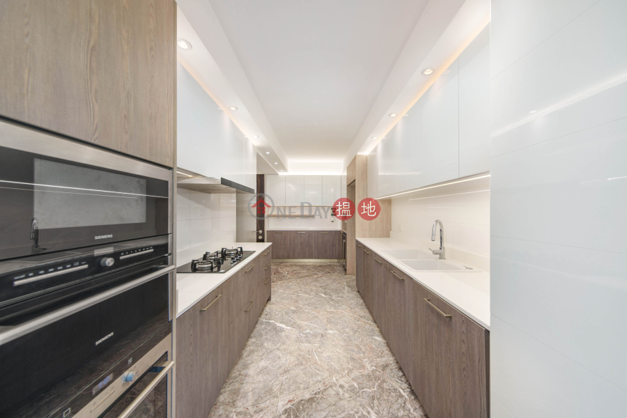 Property for Rent at Estoril Court Block 2 with 4 Bedrooms 55 Garden Road | Central District, Hong Kong, Rental | HK$ 135,000/ month