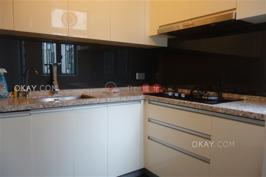 Property Search Hong Kong | OneDay | Residential, Rental Listings, Stylish 2 bedroom on high floor with rooftop | Rental