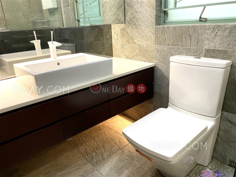 Luxurious 2 bedroom in Mid-levels West | Rental 2 Seymour Road | Western District | Hong Kong | Rental HK$ 29,000/ month