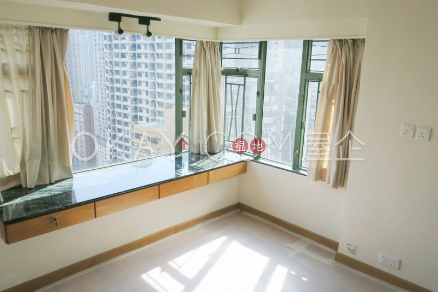 Stylish 3 bedroom on high floor | For Sale, 70 Robinson Road | Western District, Hong Kong, Sales HK$ 31M