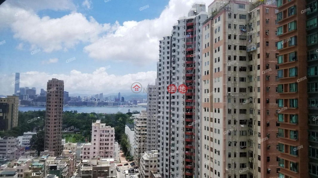 Property Search Hong Kong | OneDay | Residential | Sales Listings Illumination Terrace | 3 bedroom Low Floor Flat for Sale
